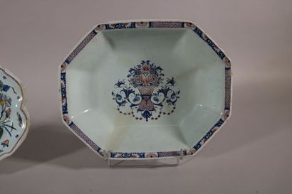 null ROUEN

A hollow octagonal dish decorated in blue and red monochrome in the center...