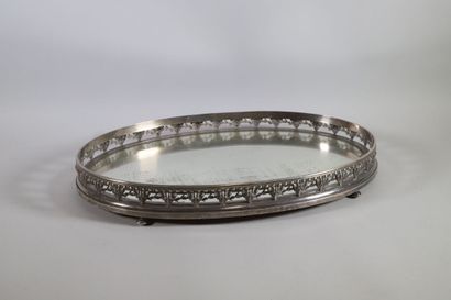 null Oval table top, silver frame with an openwork gallery decorated with a frieze...