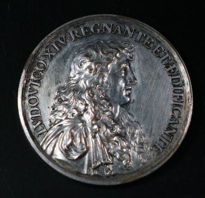 null Round uniface token Louis XIV