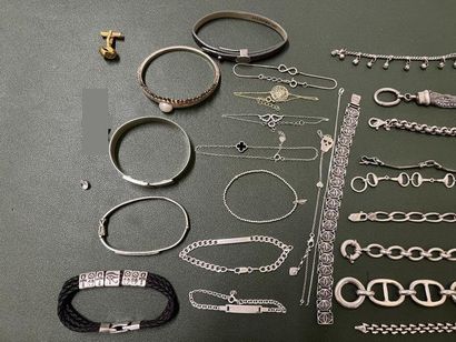 null Set of silver bracelets, different meshes, identity bracelets, with leather,...