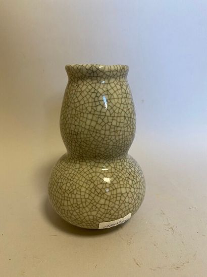 null Chine - Vase porcelaine craquelée - H. 14.5 cm