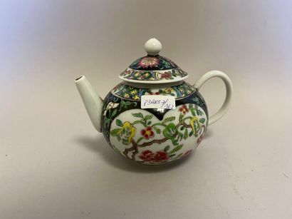 null China - Pink family porcelain teapot with flowers - H. 13 cm
