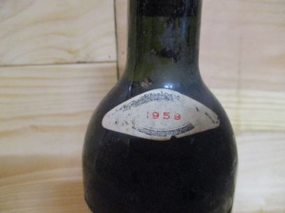 null 1 blle Ch. RAUZAN-GASSIES Margaux 1959 - bas goulot/haute épaule, étiquette...