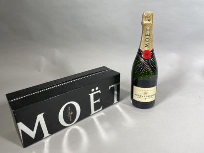null 1 Blle MOET & CHANDON Brut Impérial Champagne (in its box)