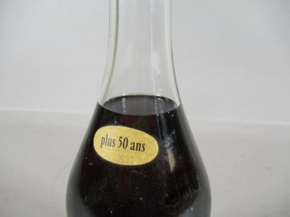 null 1 blle de 70 cl - Armagnac de l'Oustal - MOLERE Fils - 46 ° - Bas goulot