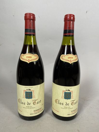 null 2 blles CLOS DE TART Bourgogne 1988, good level

(a slightly warped label)