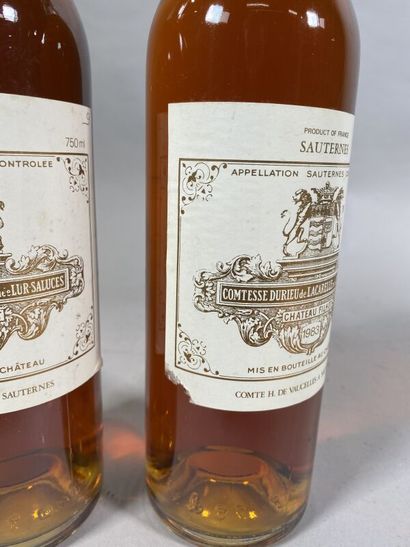null 2 Blles Ch. FILHOT Sauternes 1983 (both high-shoulders) a lack on the label