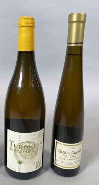 null 3 bottles 37 cl Ch. Gaudrelle Vouvray 2008

1 bottle Turonien Vouvray 2007