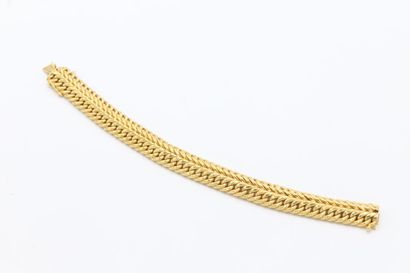 null Bracelet en or jaune 750 millièmes maille américaine, fermoir à cliquet, avec...