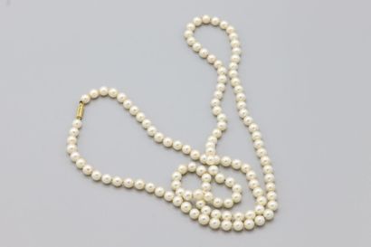 null Sautoir de perles de culture de 6,35 à 6,8 mm, fermoir or jaune 750 millièmes...
