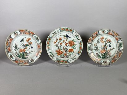 null CHINA 
Pair of porcelain plates decorated with polychrome enamels of the green...