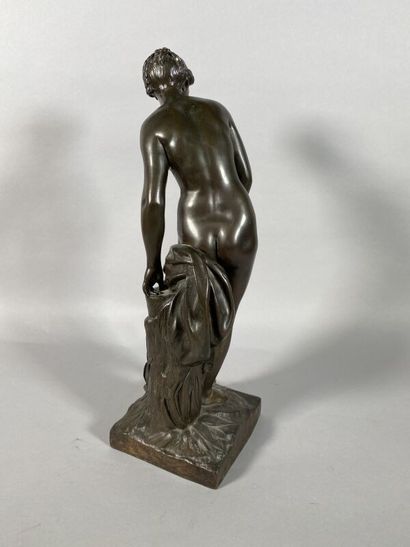 null Étienne-Maurice FALCONET (1716 - 1791) after 
Diana at the bath 
Bronze subject...