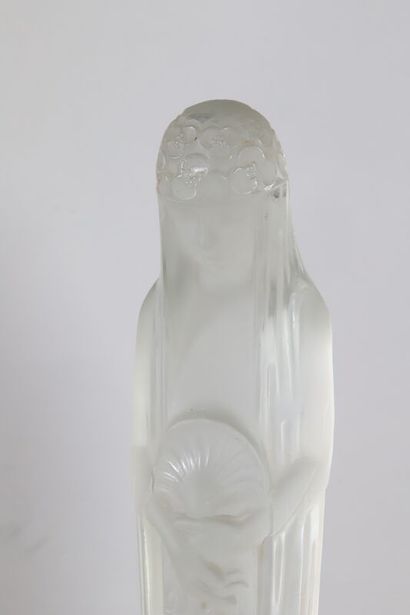 null René LALIQUE (1860-1945)
Statuette « Source de la Fontaine Galatée », modèle...