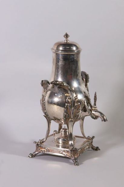 null Hot water fountain called "samovar" in silver, the plain baluster body monogrammed...