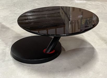 null Coffee table in black melamine wood, round top, swivel shaft with red ring,...