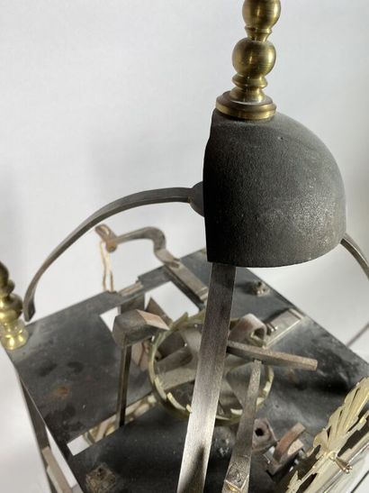 null Important city lantern in iron, bronze and brass, the dial with Roman and Arabic...