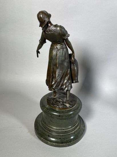 null Pavel KOVALIEVSKI (1843-1903)
The water carrier
Bronze subject signed on the...