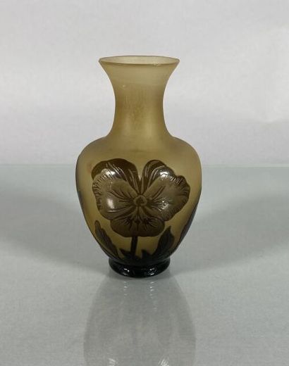 David GUERON DEGUE (1892-1950)
Petit vase...