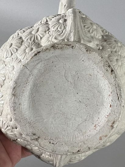 null René BUTHAUD (1886-1986)
Fine earthenware jug 
Not signed
H. 10,5 cm
(Cracks)
Provenance...