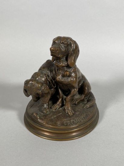 null Emmanuel FRÉMIET (1824-1910) 
Ravageot et Ravageole
Groupe en bronze signé sur...