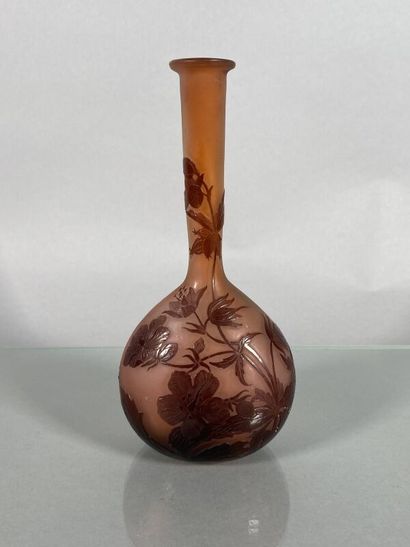 Établissements GALLÉ (1904-1936) 
Vase soliflore...