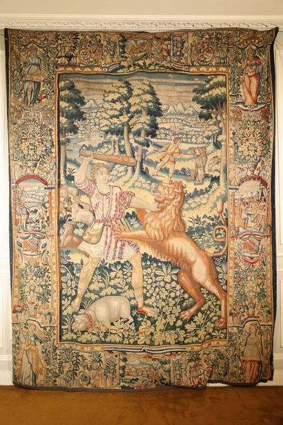 Rare tapisserie fine représentant Hercule...