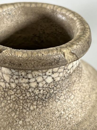 null René BUTHAUD (1886-1986)
Vase called snake skin 
Proof in glazed ceramic cracked
Signed...
