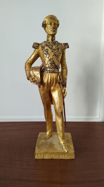 null ECOLE FRANCAISE du XIXème siècle Monseigneur le Duc d'Orléans Fonte de fer dorée...