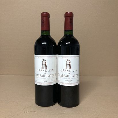 null 2 bottles CHÂTEAU LATOUR 1998 1st GCC (very light low levels, faded labels,...