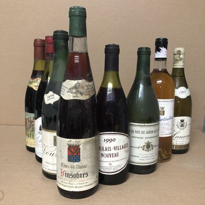 8 bouteille : 1 JULIÉNAS 1979 Les Producteurs...
