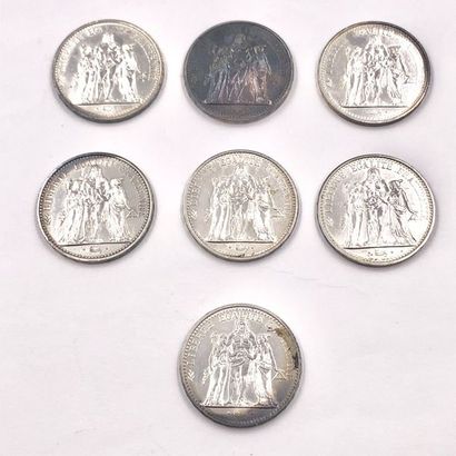 null SILVER PARTS SET comprising: - 22 coins of 5 francs from 1960 to 1966, - 7 coins...