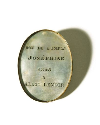 null Daniel SAINT, attribué à. « L’impératrice Joséphine. » Miniature ovale sur ivoire...