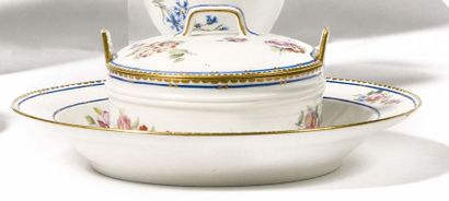 null SEVEROUS Round butter dish covered on an adjoining tray in the shape of a bucket...