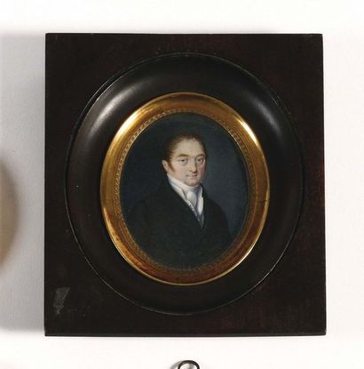 null THREE MINIATURES: -Miniature of a man. 5.5 cm. Framed under glass. -Miniature...