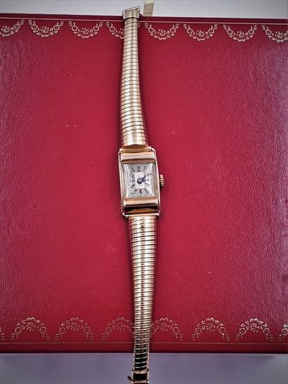 null Montre de dame vers 1950 Elegante petite montre bracelet de dame en or jaune...