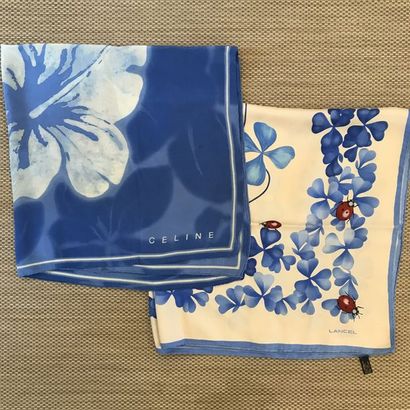 null CELINE -LANCEL LANCEL- Foulard fond blanc à motif de coccinelle et fleurs bleu...
