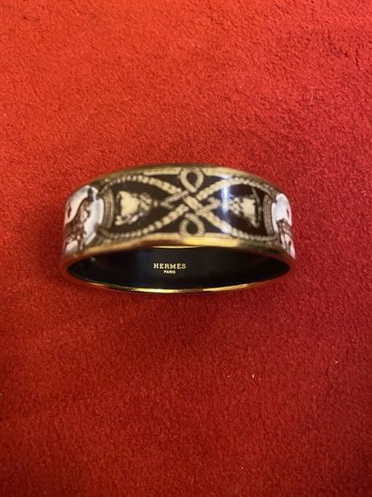 null HERMES PARIS Bracelet Rush with equestrian decoration Diam. 6,5 cm ((good condition...