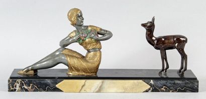 null Demeter Henri CHIPARUS (1886-1947) FEMME ET FAON Régule peint et doré sur socle...