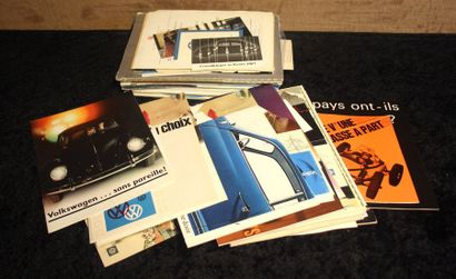 null Documentation Volkswagen Ensemble de catalogues, dépliants et feuillets sur...