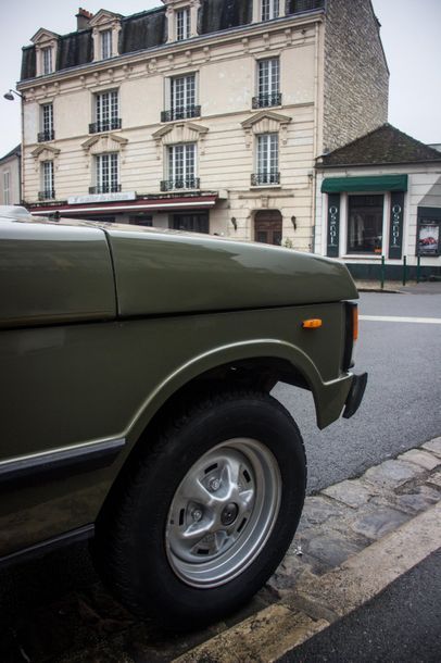 1985RANGE ROVER V8 3.5L 3 PORTES Numéro de série SALLHABV8BA153521

Type RR200

Même...