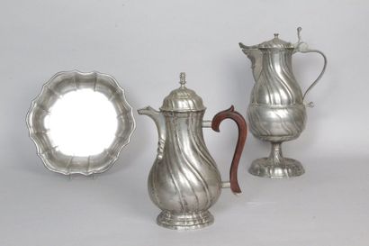 null LOT OF THREE OLD PINS. comprising a large covered baluster-shaped jug on a shower...