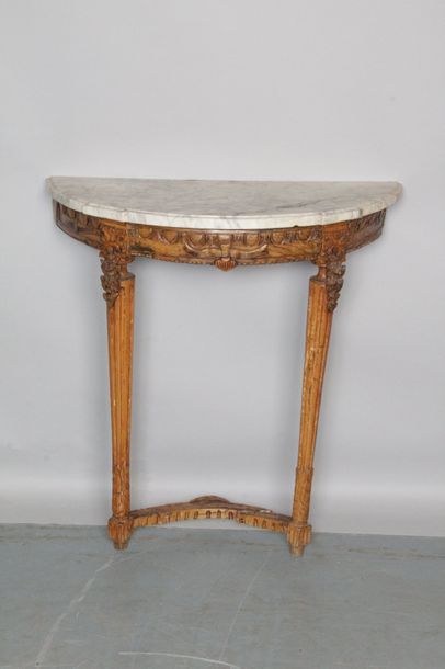 null Half moon console made of moulded and carved natural wood. Belt molded and carved...