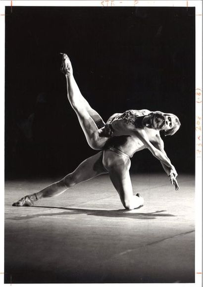 null 16 photographies des étoiles du ballet soviétique (1960 - 1990) : Yuri Grigorovitch,...