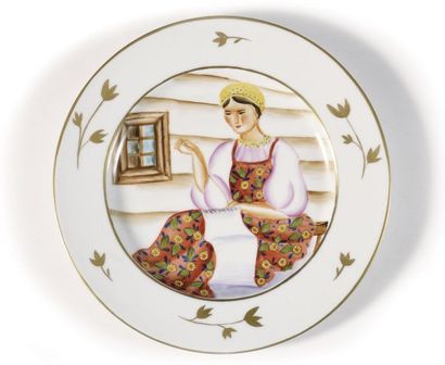 null Assiette " Une brodeuse "

Porcelaine

Marques : une faucille et un marteau...