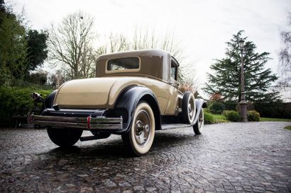 1930 PACKARD 733 Standard Eight Coupé Carrosserie : Coupe 
Numéro de série : 281068...