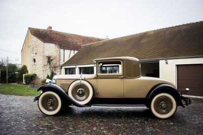 1930 PACKARD 733 Standard Eight Coupé Carrosserie : Coupe

Numéro de série : 281068

846...
