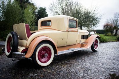 1930 PACKARD 745 Deluxe Eight Coupé Carrosserie : Coupe 
Numéro de série : 185617...