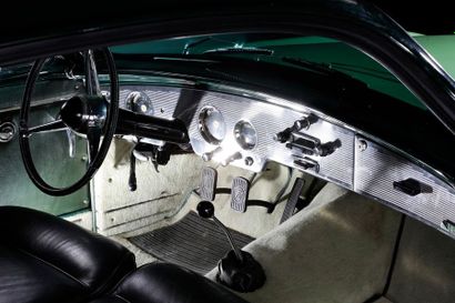 1954 FORD COMETE Monte-Carlo Numéro de série 2144 - Numéro de moteur 3001852 
Élégante...