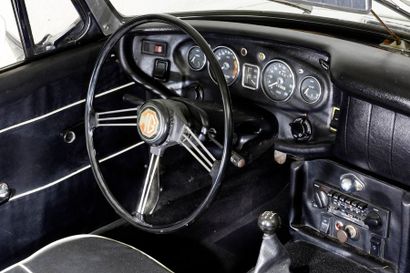 1968 MG B Roadster hâssis n° GHN4U/ 14 1651 G 
Moteur 1800 
Capote neuve - Attestation...