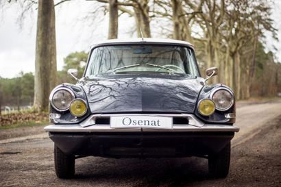 1960 CITROËN DS ID 19 Serial number 3086150

Inimitable look - mythical model

Second...